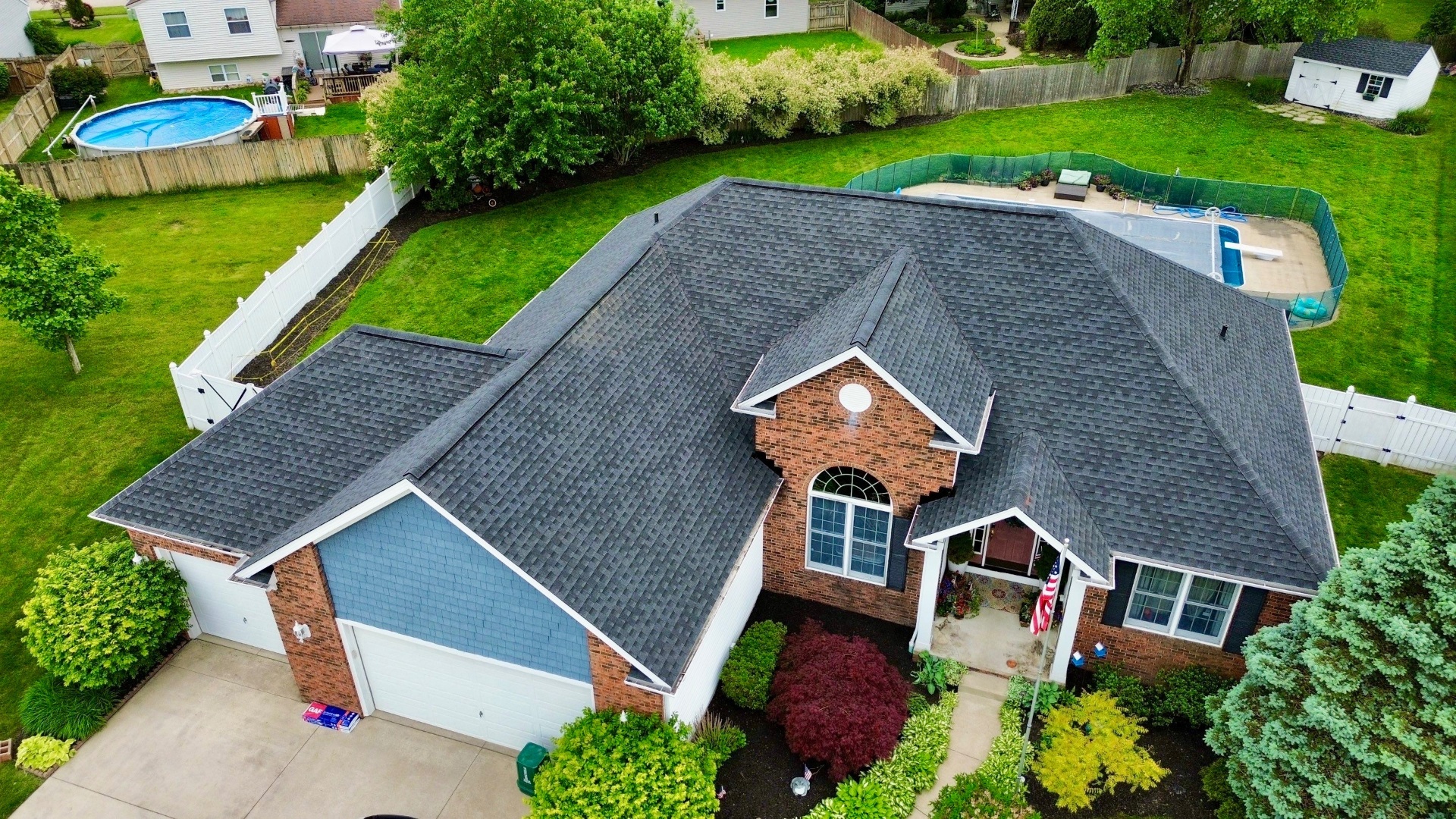 Gorgeous Home Gets an Upgrade in the Popular Charcoal Color - Elyria roofing project